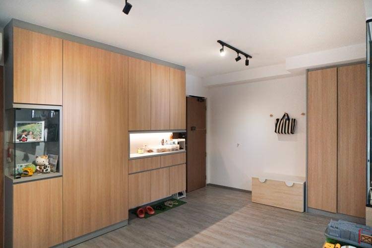 HDB Renovation at 407C Northshore Drive by Interior Diary