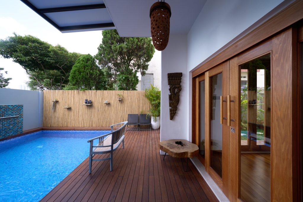 swimming pool build for landed property in singapore